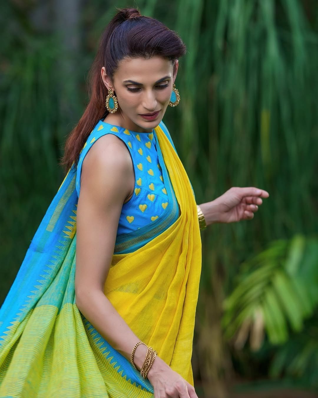 Yellow & Blue Lenin Cotton saree - Image 3